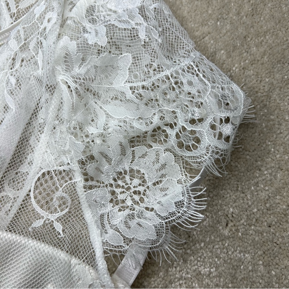 Oh La La Cherie Lingerie bra top eyelash lace white padded cropped‎ sexy L - Picture 2 of 11
